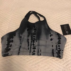 ONZIE Sports bras heart bra size M L